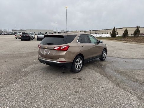 Used 2018 Chevrolet Equinox LT image 5