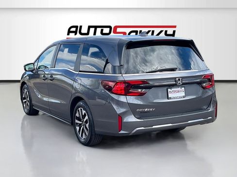 Used 2025 Honda Odyssey EX-L image 5