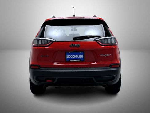 Used 2019 Jeep Cherokee Trailhawk w/ Cold Weather Group AWD/4WD image 6