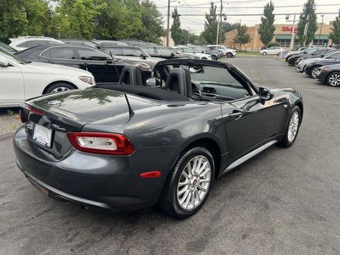 Used 2017 FIAT 124 Spider Classica RWD image 6