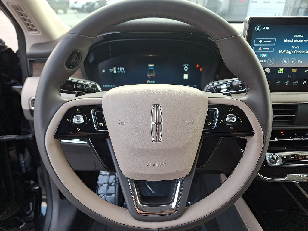 Used 2023 Lincoln Corsair Reserve AWD/4WD image 19