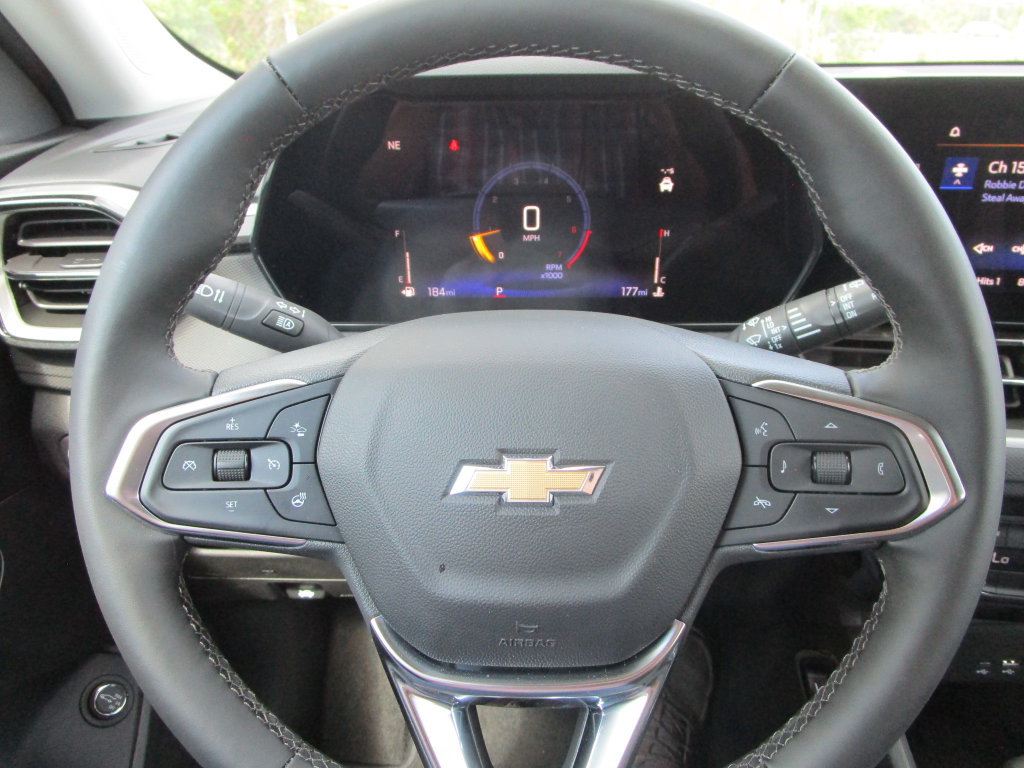 New 2026 Chevrolet TrailBlazer LT w/ Convenience Package FWD image 28