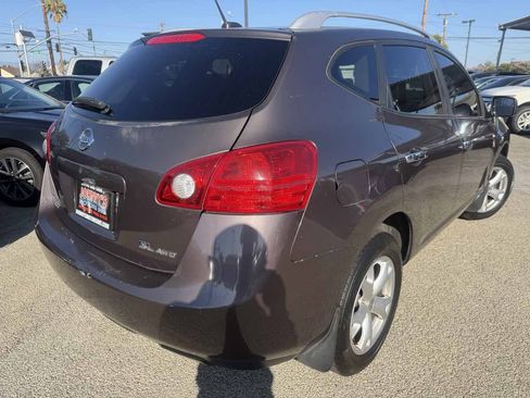 Used 2010 Nissan Rogue SL w/ Premium Pkg AWD/4WD image 5