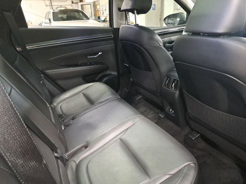 Used 2022 Hyundai Tucson Limited AWD/4WD image 11