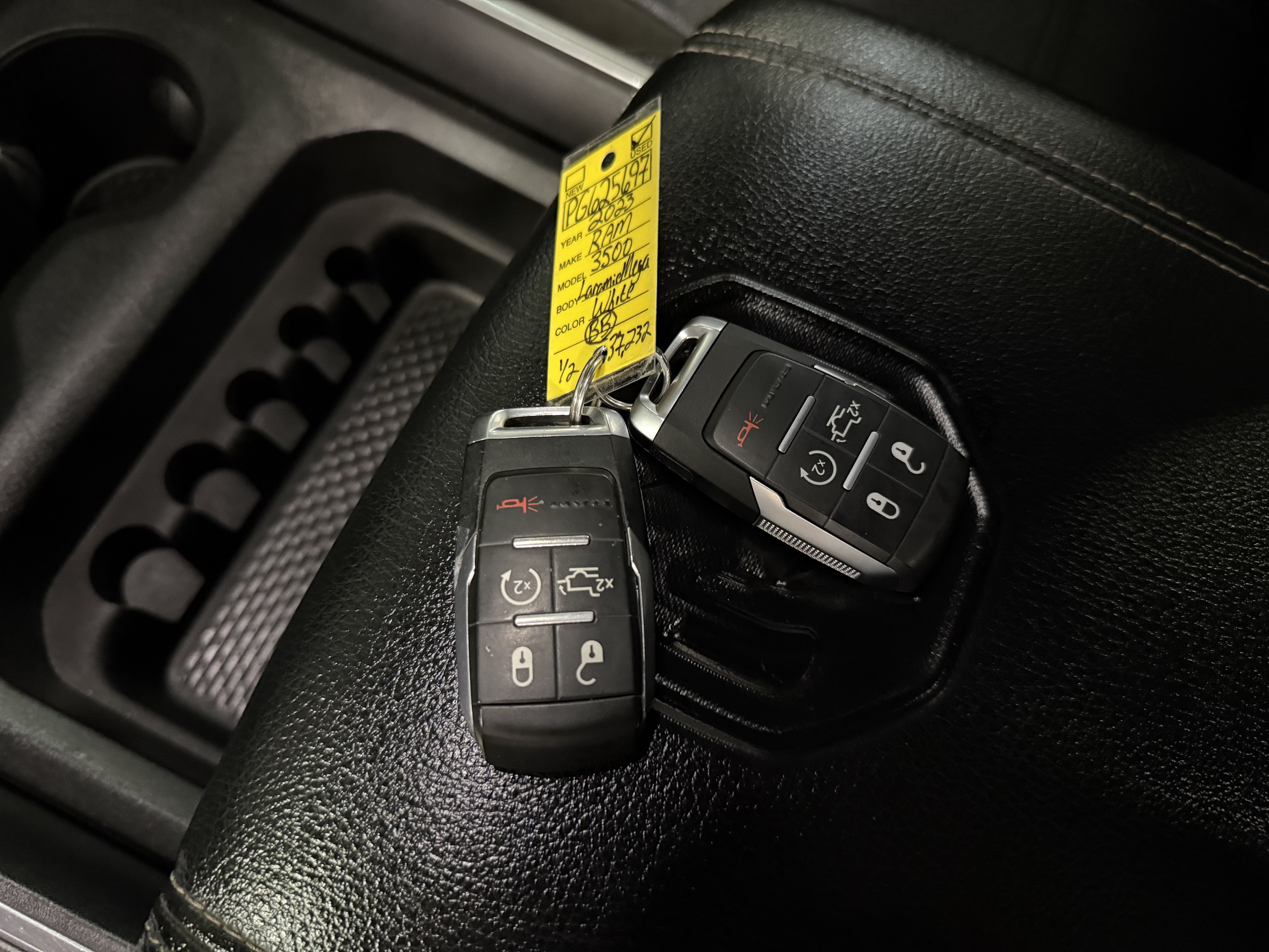 Used 2023 RAM 3500 Laramie AWD/4WD image 46