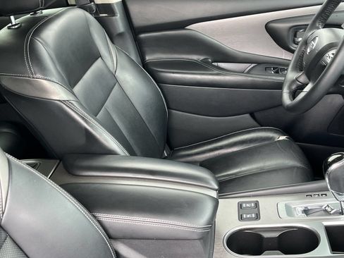 Used 2019 Nissan Murano SL w/ SL Technology Package FWD image 10