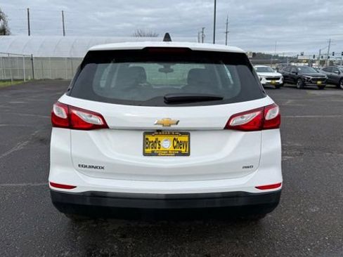 Used 2021 Chevrolet Equinox LS image 5