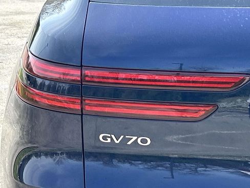 New 2026 Genesis GV70 2.5T Select AWD/4WD image 12