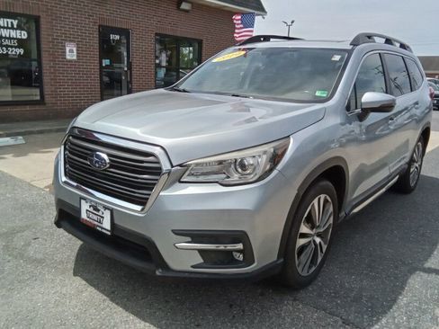 Used 2019 Subaru Ascent Limited image 1