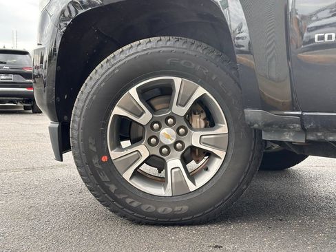 Used 2015 Chevrolet Colorado Z71 AWD/4WD image 10