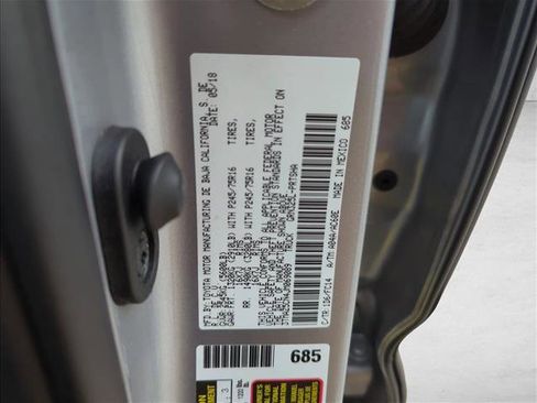 Used 2018 Toyota Tacoma SR5 image 26