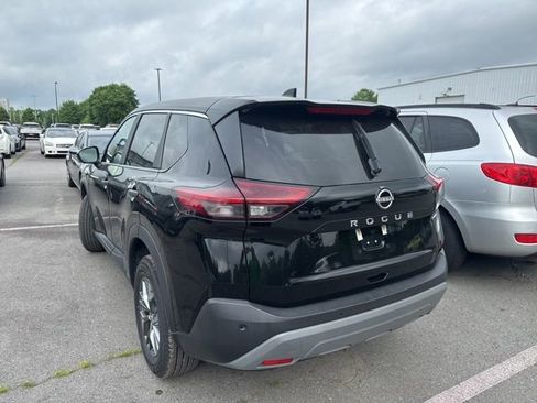Used 2023 Nissan Rogue S FWD image 6