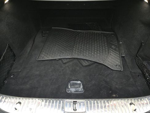 Used 2016 Mercedes-Benz S 550 4MATIC Sedan w/ Premium Package image 25