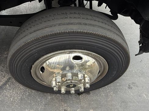 Used 2017 Ford F450 XL w/ Power Equipment Group image 22