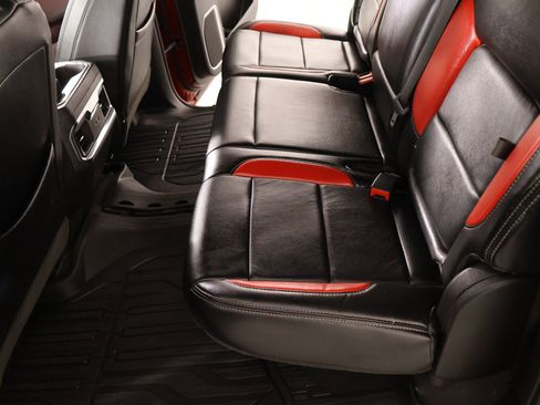 Used 2023 GMC Sierra 1500 Elevation image 12