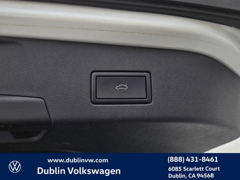 Certified 2023 Volkswagen ID.4 Pro S AWD/4WD image 24