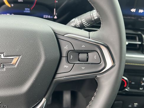 Used 2025 Chevrolet TrailBlazer ACTIV image 19