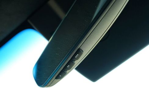 Used 2025 Genesis GV70 3.5T Sport w/ Sport Prestige Package image 30