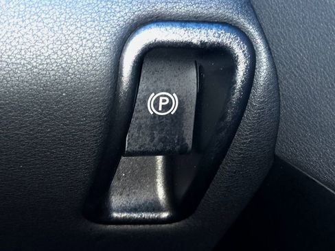 Used 2021 Lexus LS 500 F Sport w/ Accessory Package (Z1) image 25