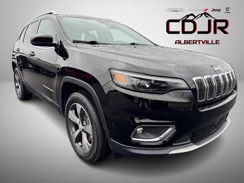 Used 2019 Jeep Cherokee Limited w/ Technology Group image 1