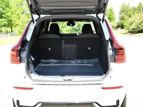 New 2026 Volvo XC60 T8 Ultra w/ Protection Package Premier AWD/4WD image 26