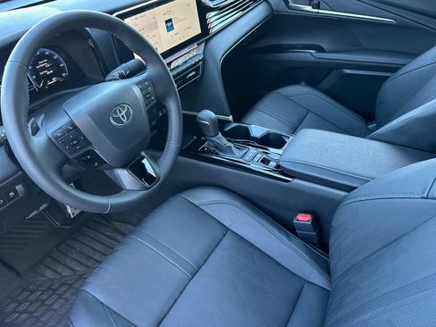 Used 2026 Toyota Camry XSE image 9