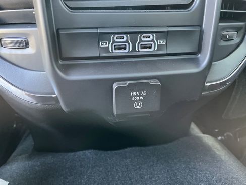 New 2026 RAM 2500 Laramie w/ Night Edition image 38