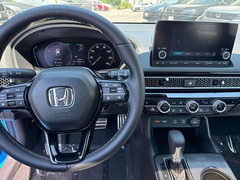 Certified 2025 Honda Civic Sport image 19