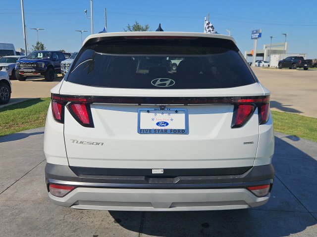 Used 2025 Hyundai Tucson SEL AWD/4WD image 6
