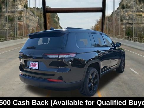 New 2025 Jeep Grand Cherokee L Altitude RWD image 10