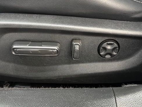 Used 2018 Honda Accord Sport image 12
