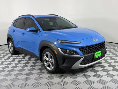 Used 2022 Hyundai Kona SEL w/ Convenience Package FWD image 7