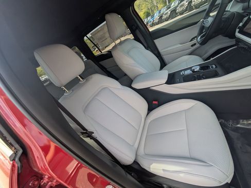 New 2026 Jeep Cherokee Limited AWD/4WD image 29