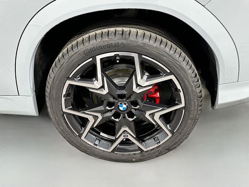 New 2026 BMW X2 xDrive28i w/ Technology Package AWD/4WD image 23