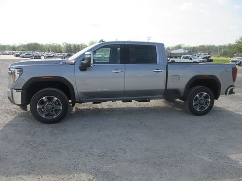New 2026 GMC Sierra 2500 SLT AWD/4WD image 9