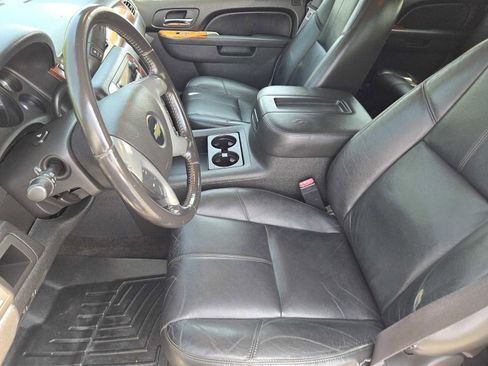 Used 2011 Chevrolet Avalanche LT w/ Texas Edition RWD image 14