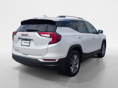 Used 2023 GMC Terrain SLT w/ Tech Package FWD image 6