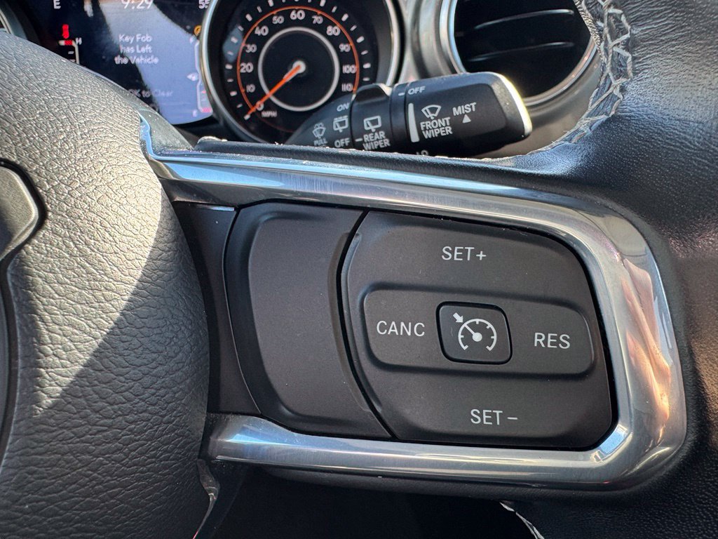 Used 2022 Jeep Wrangler Unlimited Sahara AWD/4WD image 20