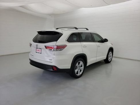 Used 2015 Toyota Highlander Limited FWD image 5