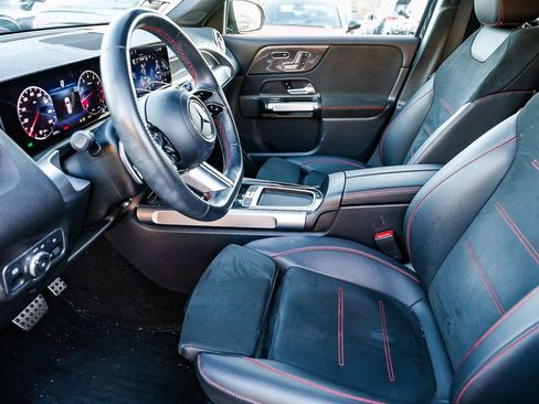 Certified 2024 Mercedes-Benz GLB 250 image 5