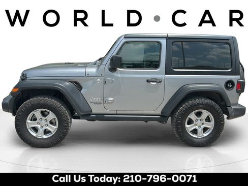 Used 2020 Jeep Wrangler Sport AWD/4WD image 6