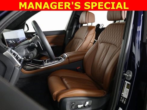 Used 2026 BMW X7 M60i AWD/4WD image 35