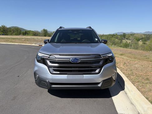 New 2026 Subaru Forester Premium AWD/4WD image 2