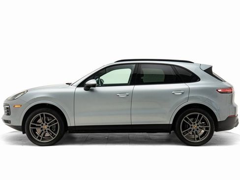 Used 2023 Porsche Cayenne image 37