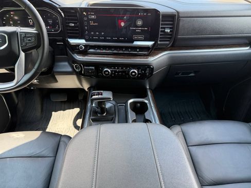 Used 2024 GMC Sierra 1500 Elevation w/ Elevation Premium Package AWD/4WD image 22
