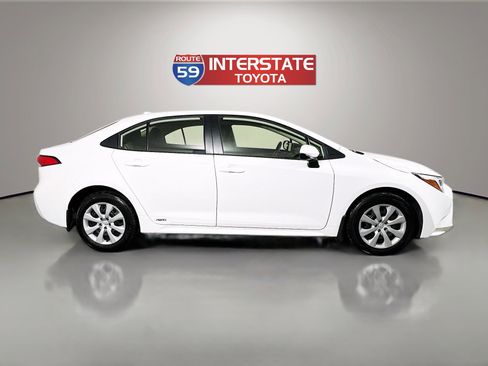 Certified 2025 Toyota Corolla LE image 8