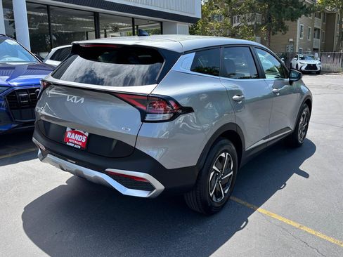 Used 2025 Kia Sportage LX AWD/4WD image 10