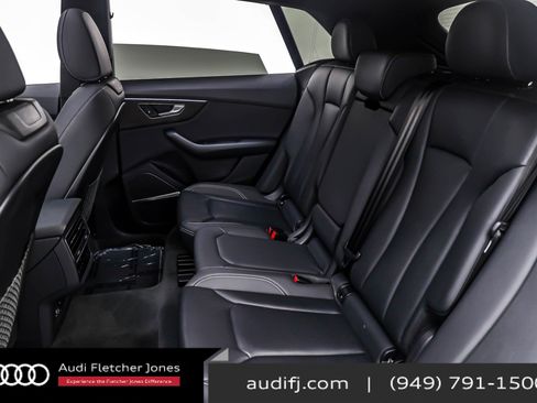 Used 2019 Audi Q8 Premium Plus w/ Premium Plus image 7