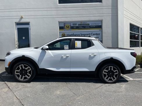 Used 2025 Hyundai Santa Cruz Limited image 2