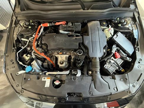 Used 2021 Honda Accord EX-L image 9